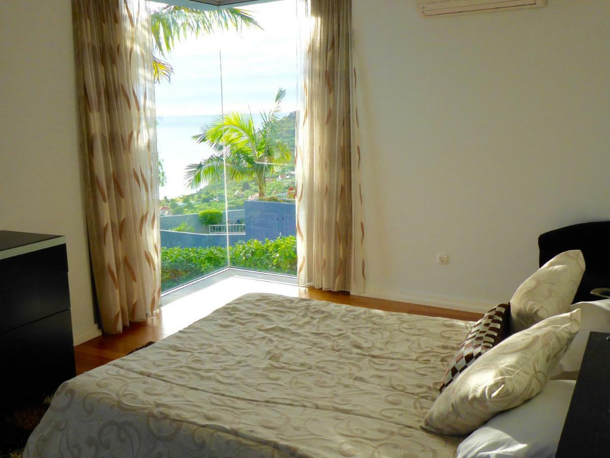Villa Abrigo Da Madeira à Arco da Calheta  Extérieur photo